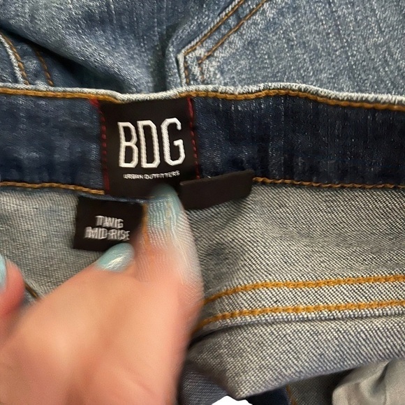 URBAN Outfitters BDG Skinny Jeans Distressed Raw Hem Size 27 - Picture 9 of 11